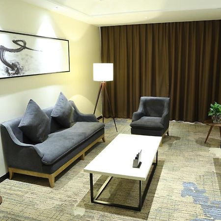 Zhi Hui Tang Feng Ze Hotel Chengdú Exterior foto