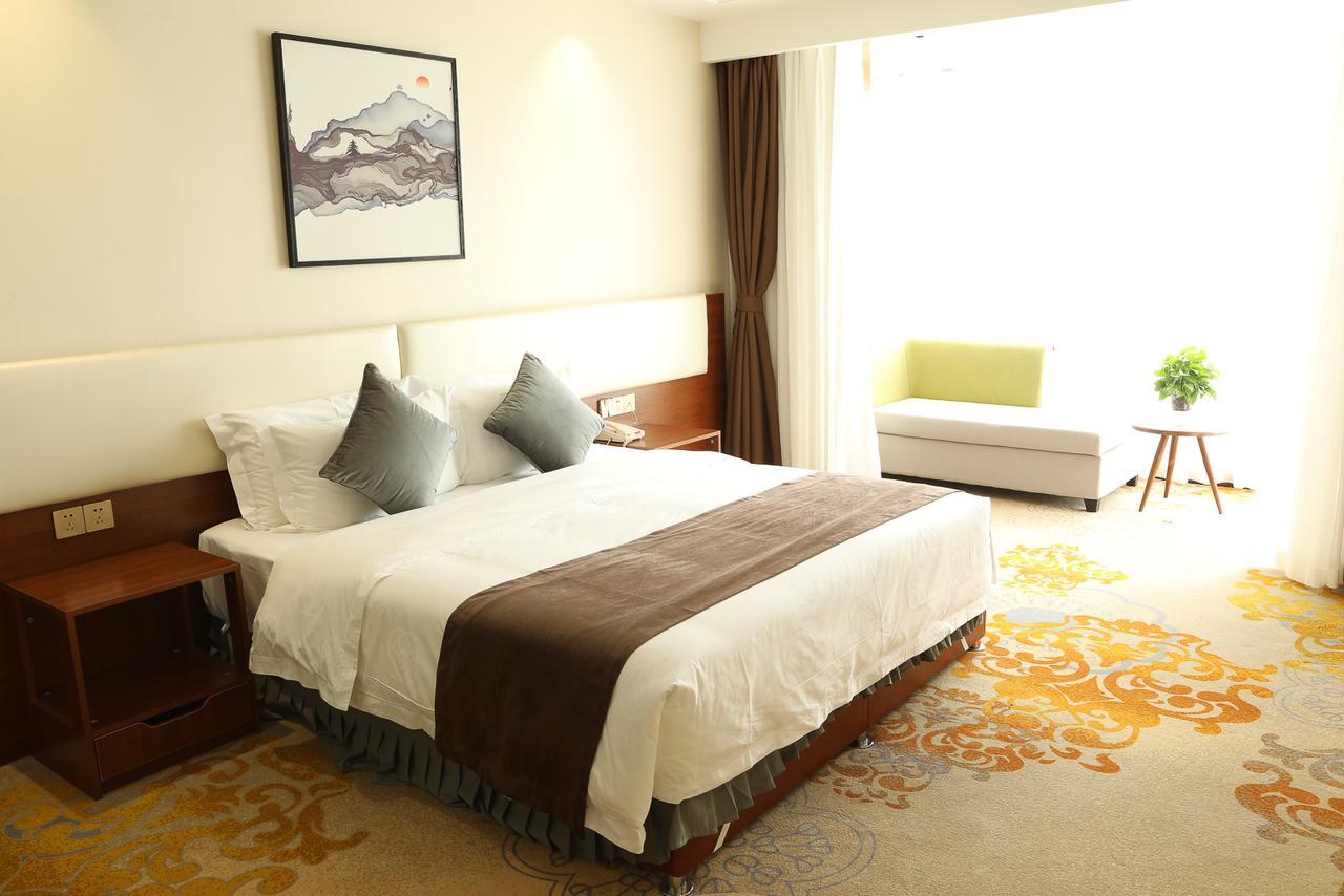 Zhi Hui Tang Feng Ze Hotel Chengdú Exterior foto