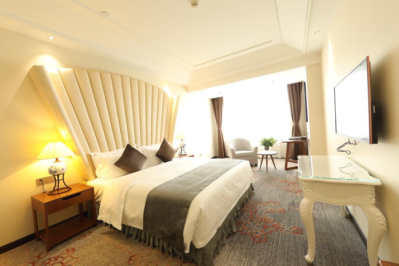 Zhi Hui Tang Feng Ze Hotel Chengdú Exterior foto