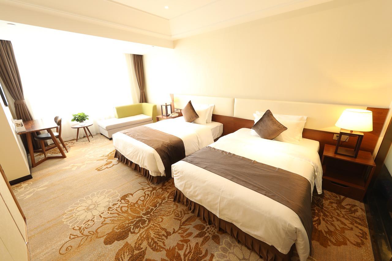 Zhi Hui Tang Feng Ze Hotel Chengdú Exterior foto