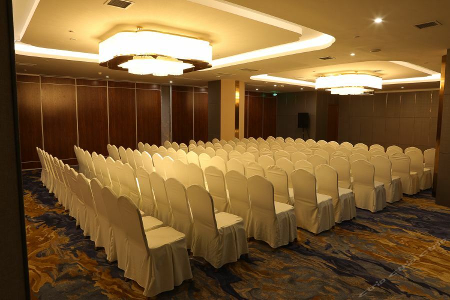 Zhi Hui Tang Feng Ze Hotel Chengdú Exterior foto